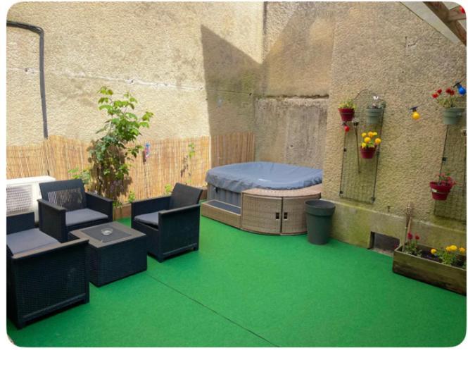 Cosy Atelier Lägenhet Vierzon Exteriör bild